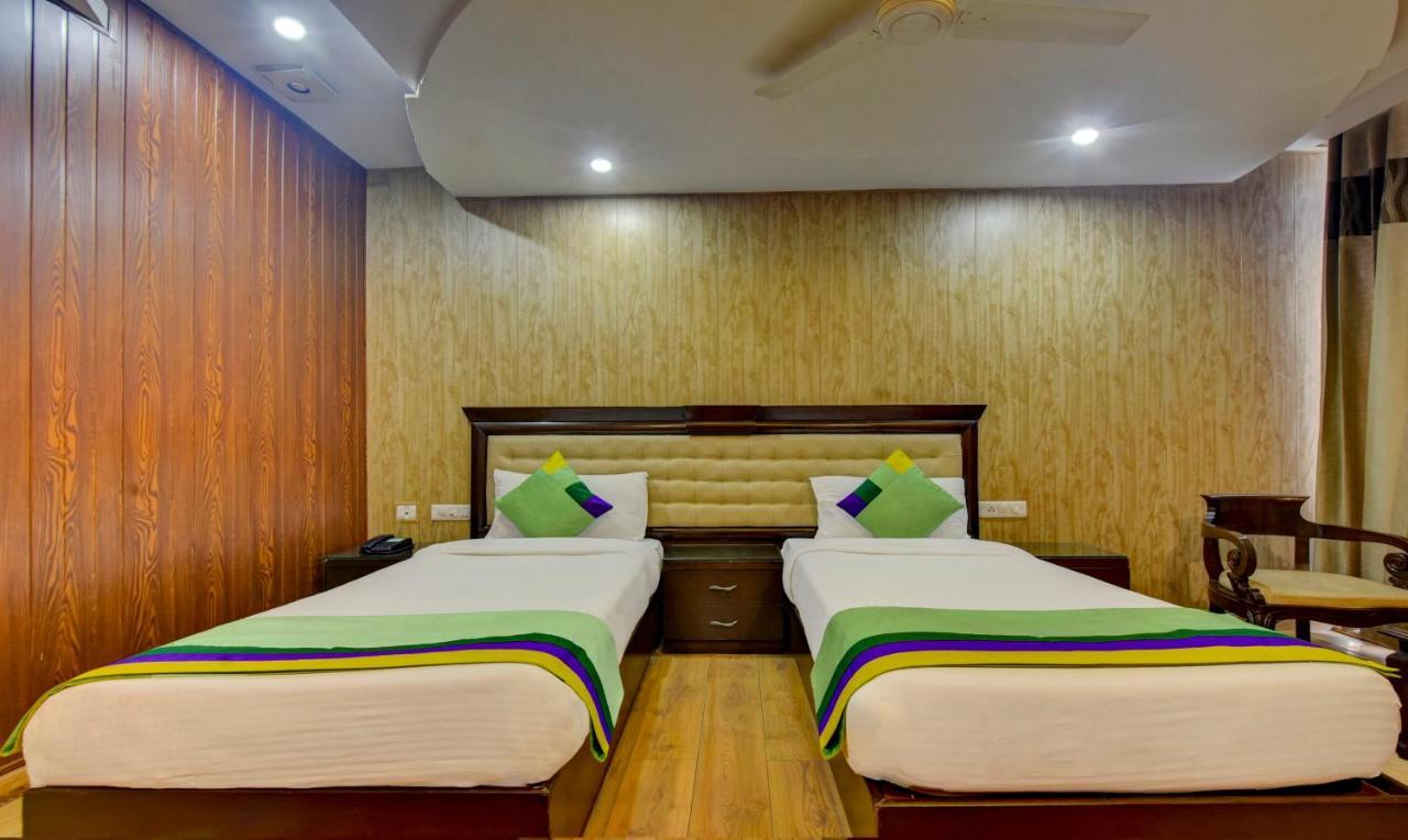 Treebo Elysee, Patel Nagar Dehradun Exterior photo